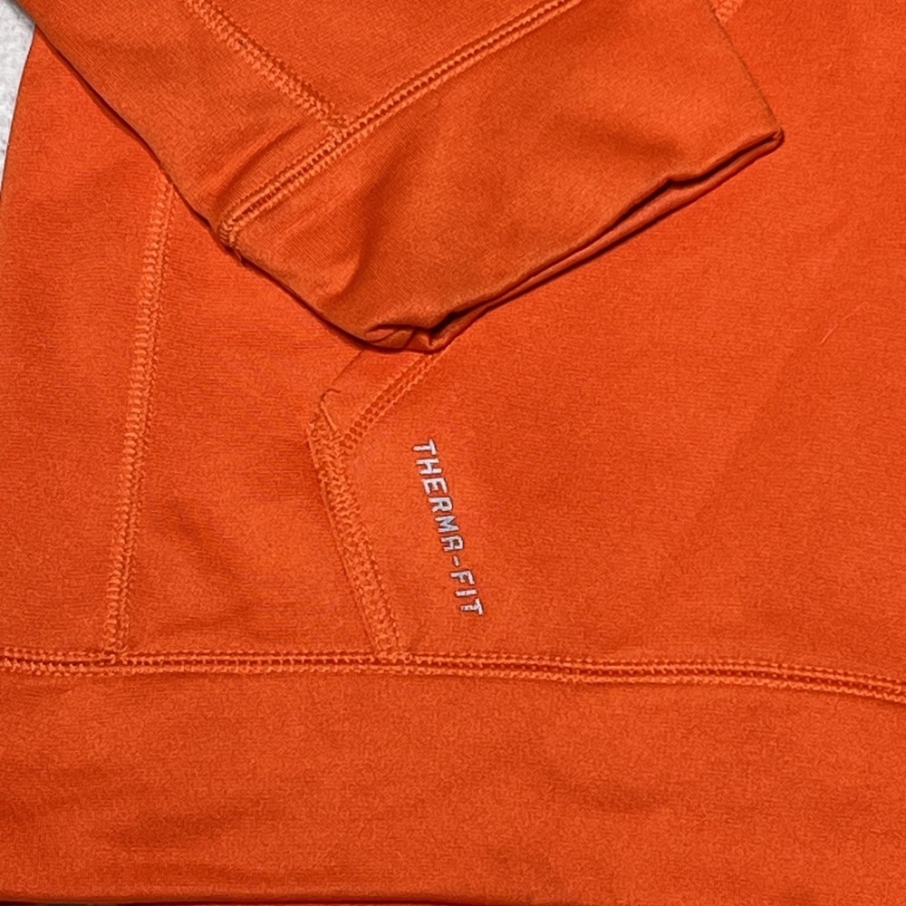 Nike Therma-Fit Men's Orange Pullover Hoodie Sweatshirt Size M Athletic Pockets - Picture 3 of 16